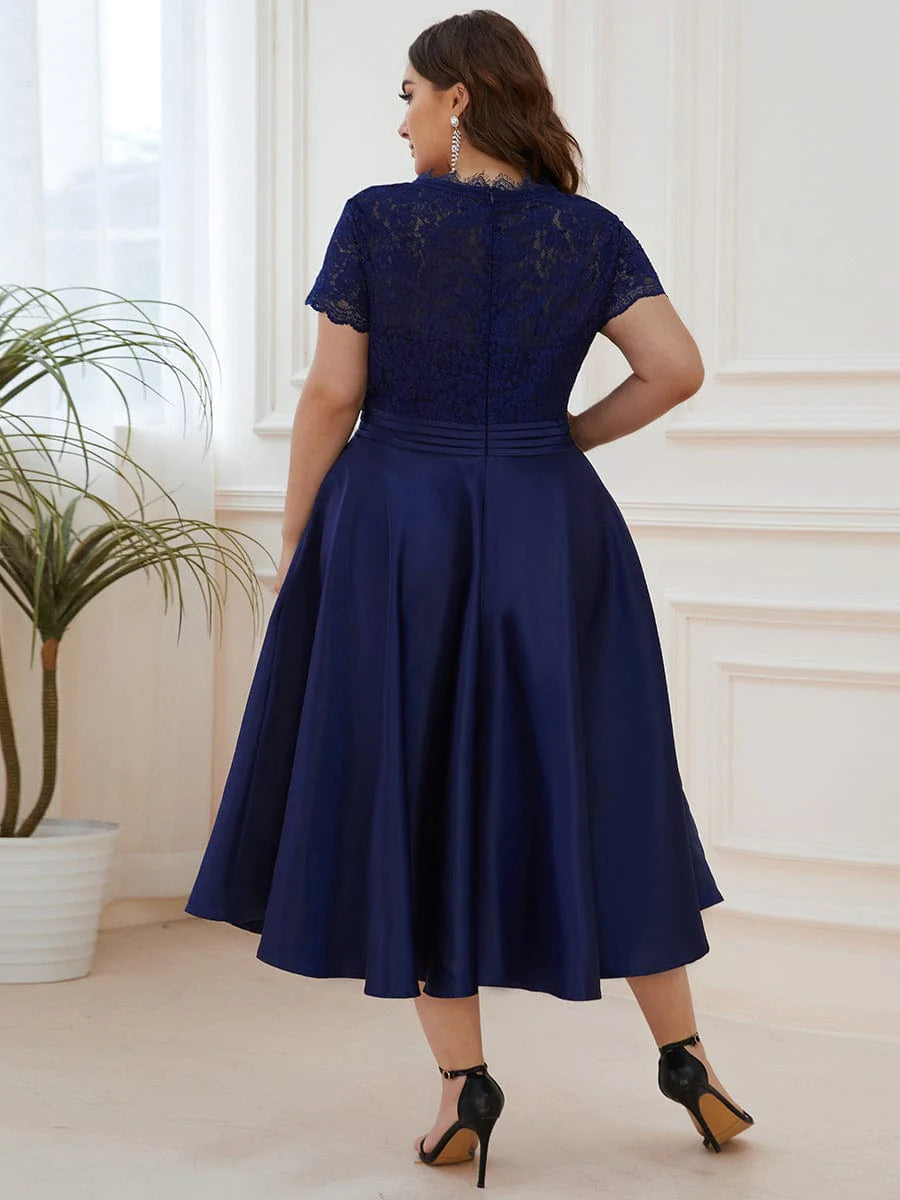 Elegantes Midi-Abendkleid mit V-Ausschnitt und gestickter Blume und kurzen Ärmeln 40400 #farbe_navy blau